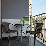 Good Time Centrum Strzelecka A Apartmán Poznaň