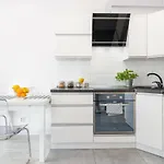 Good Time Centrum Strzelecka A Apartmán