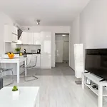 Good Time Centrum Strzelecka A Apartmán Poznaň